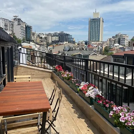 Taksim Apartment